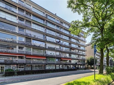 Instapklaar dakappartement (.63m²) met 1 slaapkamer in Merks