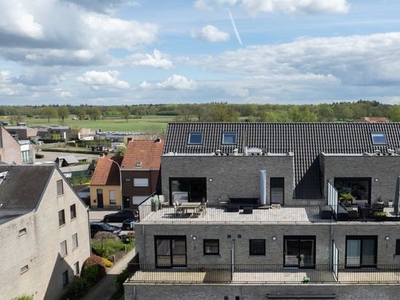 Modern, energiezuinig duplex appartement met 3 slaapkamers,