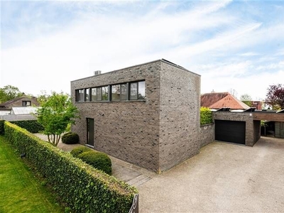 Moderne villa met 4 slaapkamers