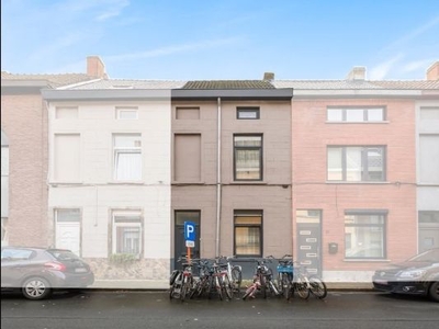 Stadswoning met 3 Slaapkamers op toplocatie!