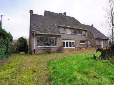 Multifunctionele villa, >550 m² woon-&werkruimte