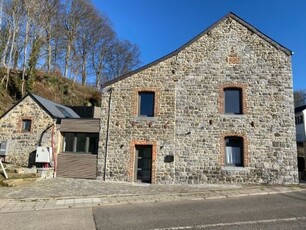 Maison entièrement rénovée à louer à Gelbressée