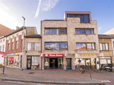 Commerciële gelijkvloers van 230 m² op toplocatie!