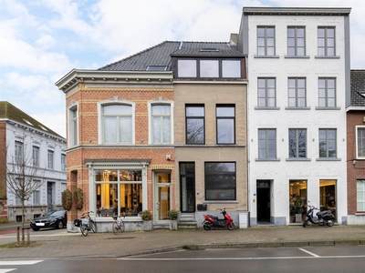 Kleinschalig appartementsgebouw met 2 app. op TOPlocatie!