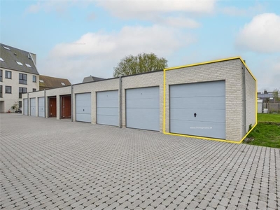 Nieuwbouw garage te huur in Oudenburg