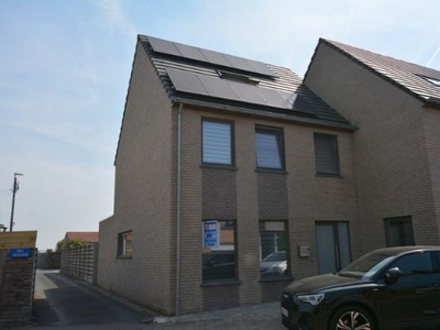 Ruime en energiezuinige woning met 3 slpks + garage