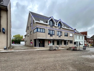 APPARTEMENT MET 2 SLAAPKAMERS EN GARAGE