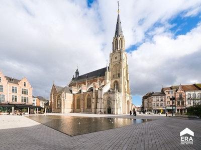 Handelsruimte met bijhorend appartement op toplocatie!