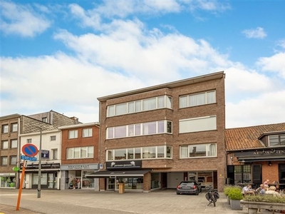 Ruim appartement op toplocatie te Brasschaat centrum