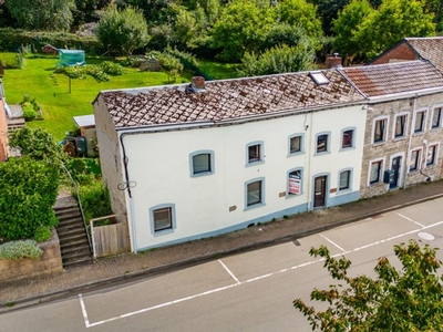 Charmante maison à rénover avec jardin