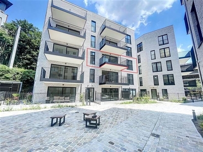 Lumineux appartement 2 chambres avec terrasse et parking