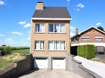 Appartement met 2 kamers, garage en tuin