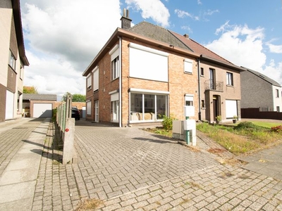 Gelijkvloersappartement met grote tuin en 2 slaapkamers