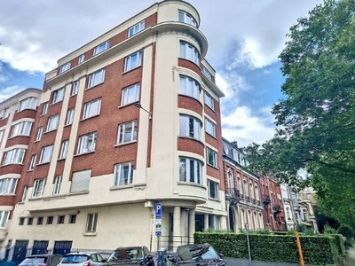 Mooi gerenoveerd Art Deco appartement met prachtig uitzicht