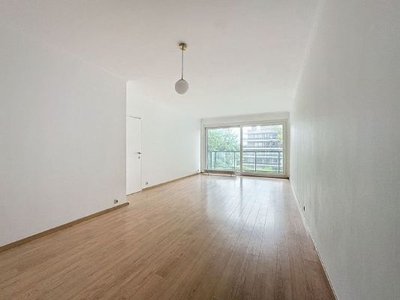 Prachtig appartement met 2 slaapkamers te huur in Ukkel, Wol