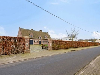 Prachtige villa op 2,5Ha!!