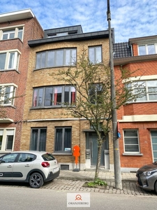 Recent 3 slaapkamer duplex-appartement nabij Gent Sint-Pi...