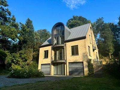 VILLA in loft-stijl met veel lichtinval