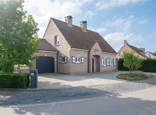 ENERGIEZUINIGE VILLA MET ZUID GELEGEN TUIN