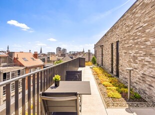 Exclusief Penthouse met 2 slaapkamers en ruim terras te H...