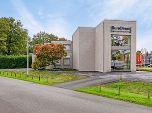 Kantoorgebouw/showroom met parking op absolute A-locatie ...