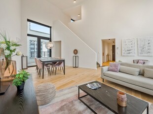 Lichtrijk penthouse met twee terrassen