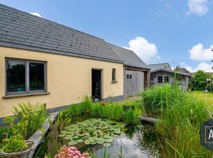 SERSKAMP - Familiewoning met studio en garage te koop!