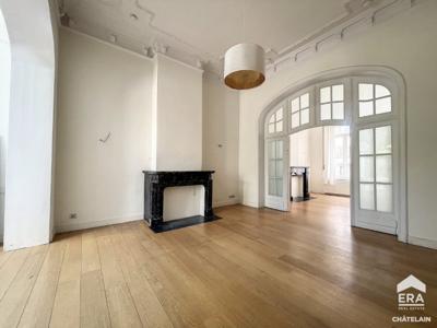 ETTERBEEK - DUPLEX 2 SLAAPKAMERS + TUIN