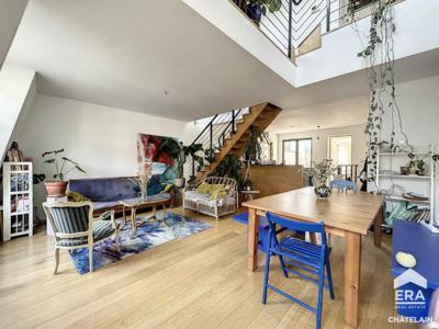 IXELLES - Prachtige duplex met 3 slaapkamers + 2 terrassen