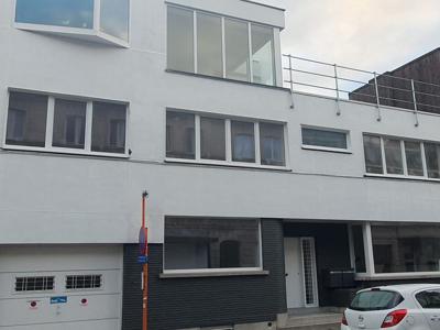 Woning met mogelijkheid tot praktijkruimte te huur