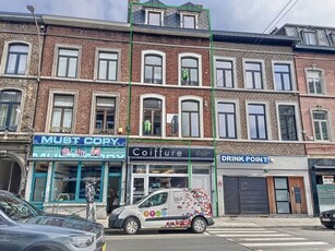 Ruim appartement met 4 slaapkamers