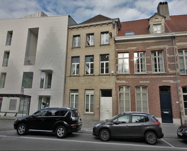 Modern, gerenoveerd appartement met authentieke elementen