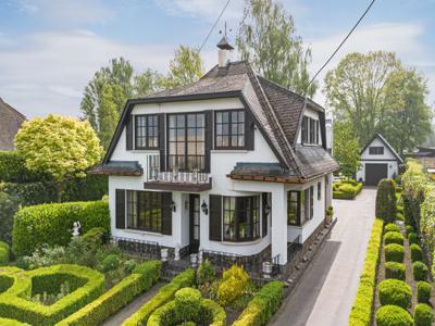 Karaktervolle villa met zuidoost-tuin - 2 slks