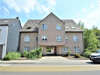 Ruim duplex appartement gelegen te Appels