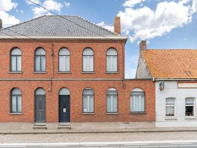 Ruime karakterwoning op ruim perceel van 618m²