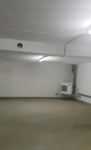 Opslagruimte (grote kelder) van 70m² of 160m²