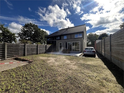 Nieuwbouw huis te huur in Oosterzele