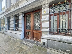 Authentiek appartement tussen MAS en de kaaien ideaal voor c