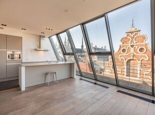 Prachtige lichtrijke penthouse met heerlijk terras!