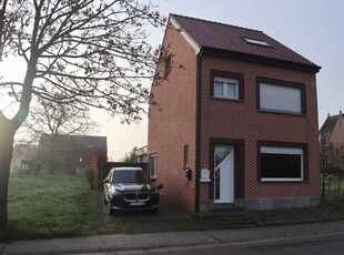 Gezellige instapklare woning met 4 slaapkamers en grote tuin