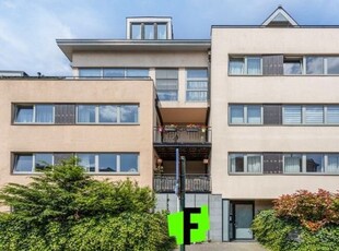 Penthouse met 1 slaapkamer te koop in Laken!