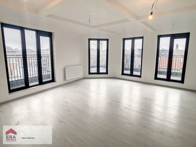 Anderlecht: Penthouse met 2 slaapkamers en terras van 47m²