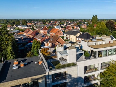 Exclusief penthouse met prachtig terras van 130m2 te Hassel