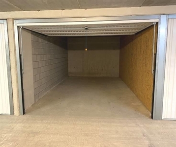 Garagebox - binnen - gesloten