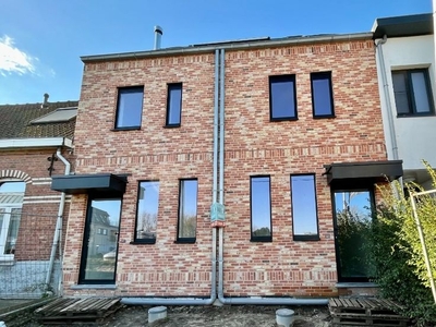 NIEUWBOUWWONING MET 3 SLAAPKAMERS EN 2 BADKAMERS