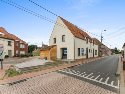 Prachtige nieuwbouwwoning op een uitstekende locatie in Neve