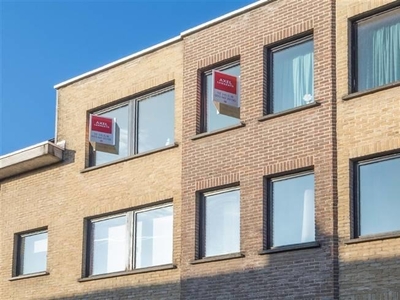 Vernieuwd appartement met 2 slaapkamers te centrum Oudenaard