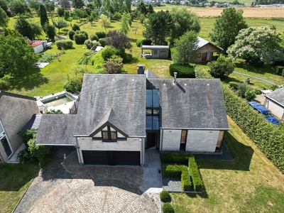 Villa gelegen in Habay, op een prachtig perceel van 23 are