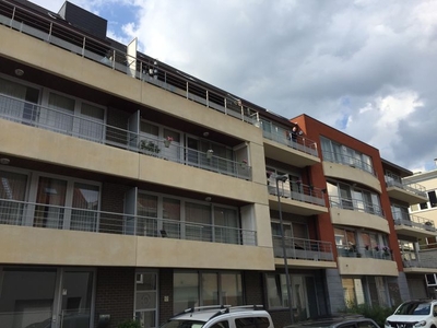 Zonnige, energiezuinige appartement vlakbij centrum Aalst