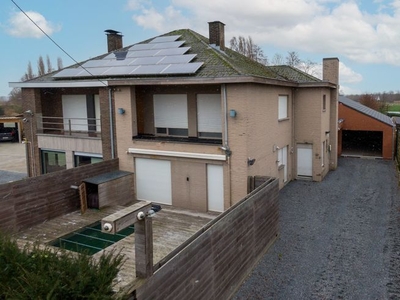 Energiezuinige HOB met ruime garage en zonnepanelen te ko...